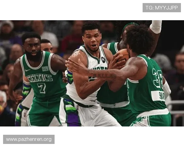 拳坛风云再起：多场重量级对决引发判罚争议与技术表现热议